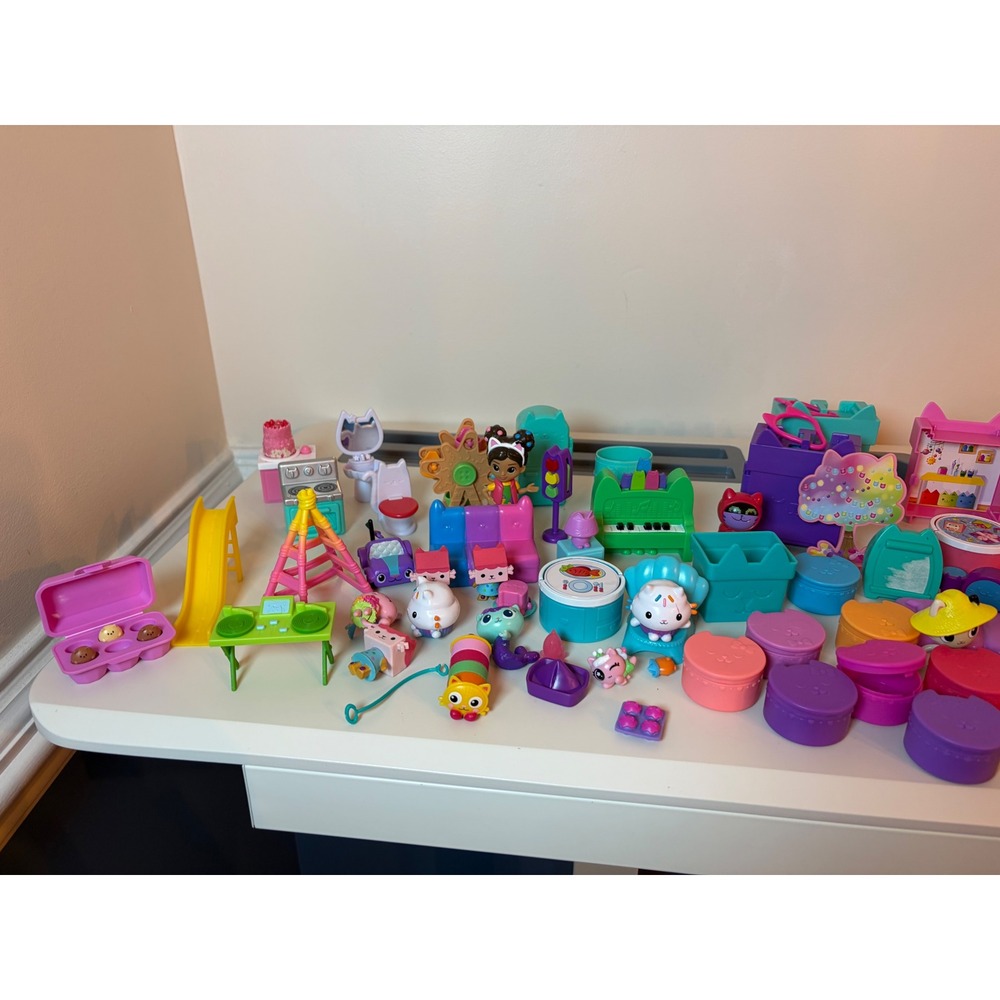Gabby's Dollhouse Toy Lot Unisex Kids Large Collection Figures Furniture Multi